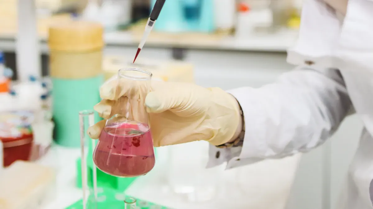 Complexity of Cat Petfood Formulation